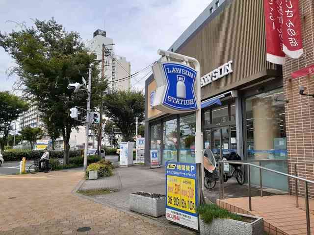 コンビニ　ローソン長柄東2丁目店（コンビニ）まで400m