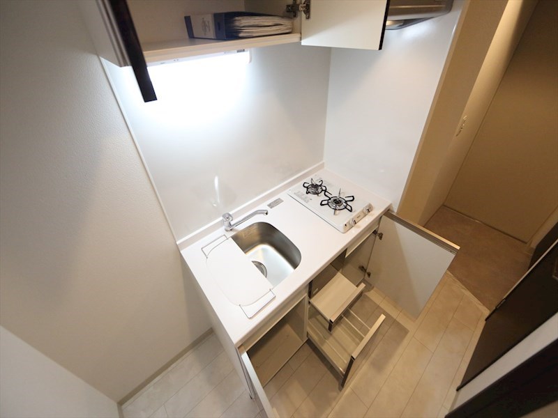 キッチン　システムキッチン（ガス2口コンロ付）