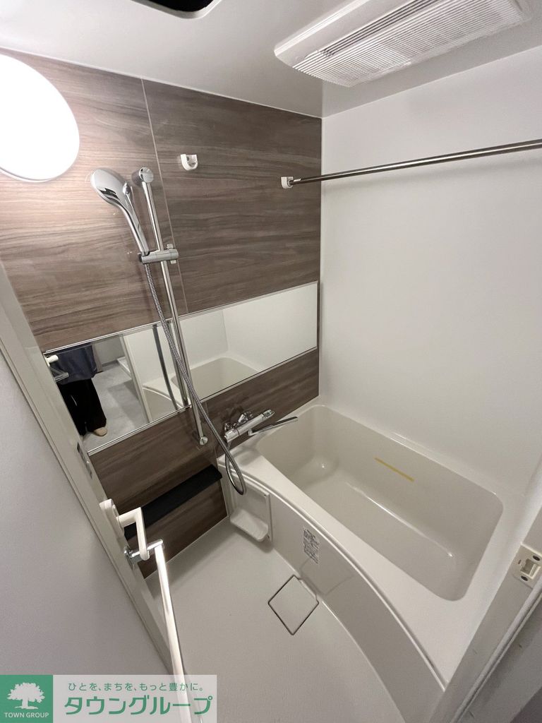 バス・シャワールーム　バス