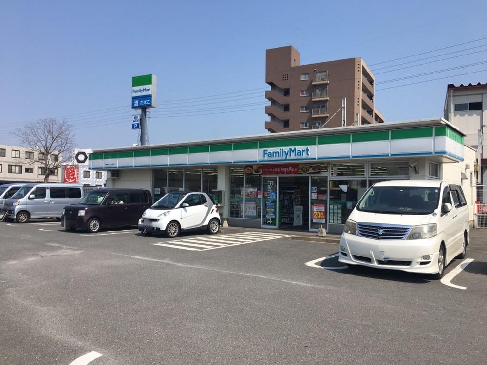 コンビニ　ファミリーマート小倉田原新町店（コンビニ）まで410m