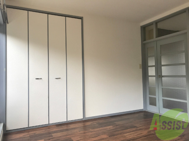 その他部屋・スペース　こちらリビングを寝室にどうぞ。ゆっくりできそうですね。