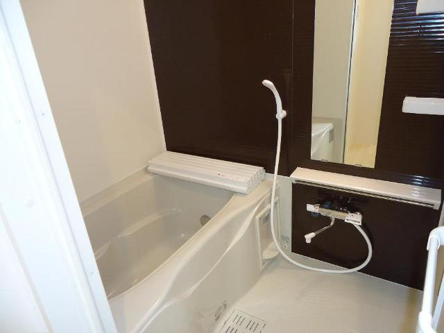 バス・シャワールーム　バス（イメージ）
