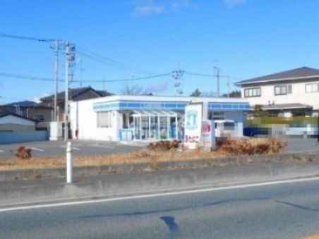 コンビニ　ローソン 相馬新地店（コンビニ）まで812m