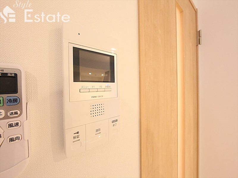 セキュリティ　モニター付きインターホン