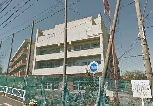 小学校　横浜市立山王台小学校（小学校）まで710m