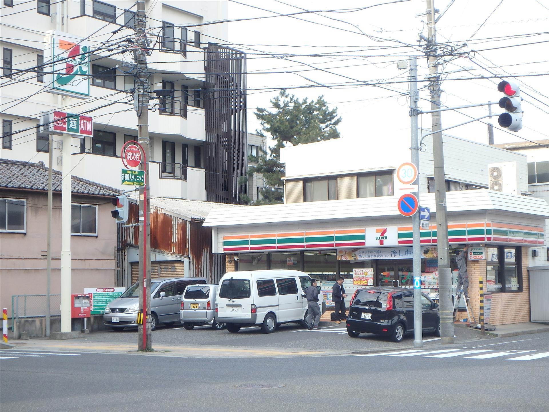 コンビニ　セブンイレブン新潟明石店（コンビニ）まで198m