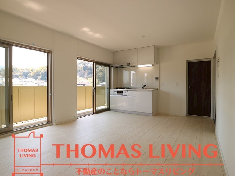 居室・リビング　リノベーション途中画像