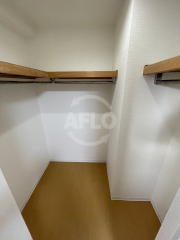 収納　M.hills西本町　ウォークインクローゼット