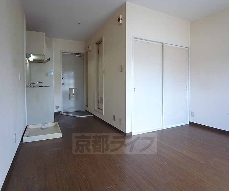 居室・リビング　きれいなお部屋です。