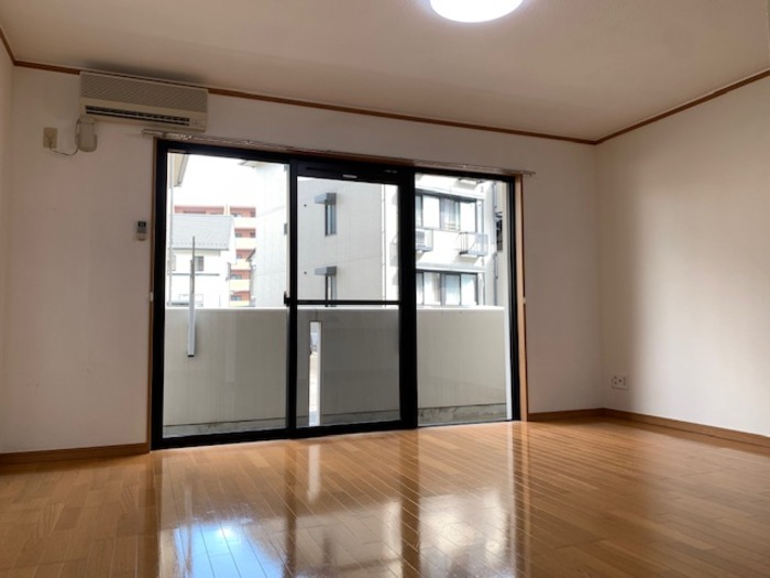 その他部屋・スペース　洋室　別角度から撮影