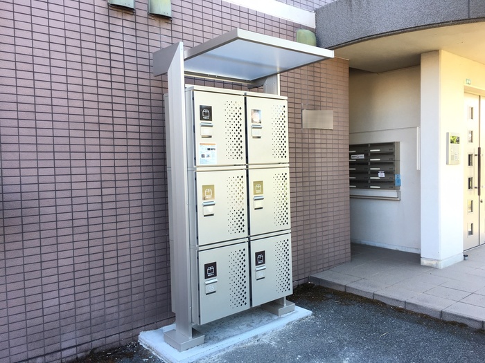 エントランス　宅配ボックスございます