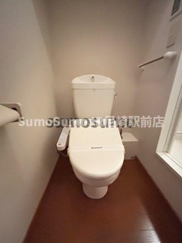 トイレ　清潔感のあるトイレです