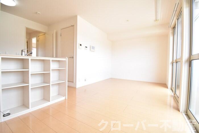 居室・リビング　ＬＤＫ１３帖