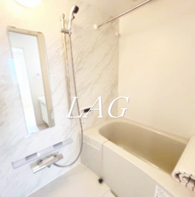 バス・シャワールーム　お風呂です。