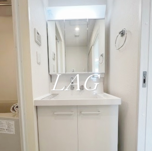 洗面設備　独立洗面台です。