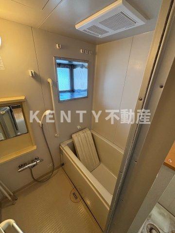 バス・シャワールーム　ゆったり過ごせるお風呂です