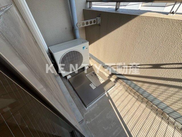 バルコニー　陽当たり良好なバルコニーです