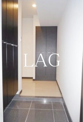 玄関　玄関です。