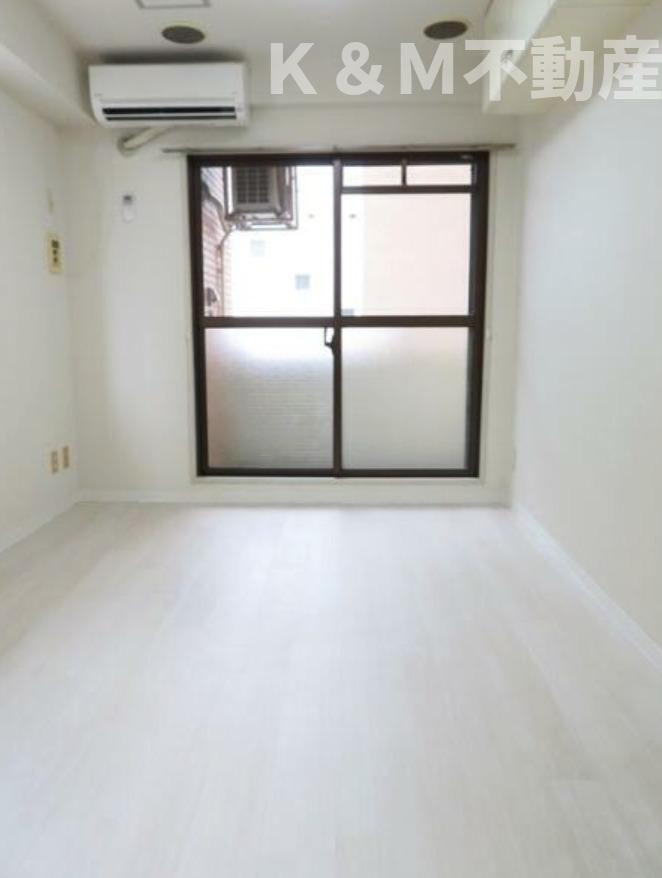 居室・リビング　居間です