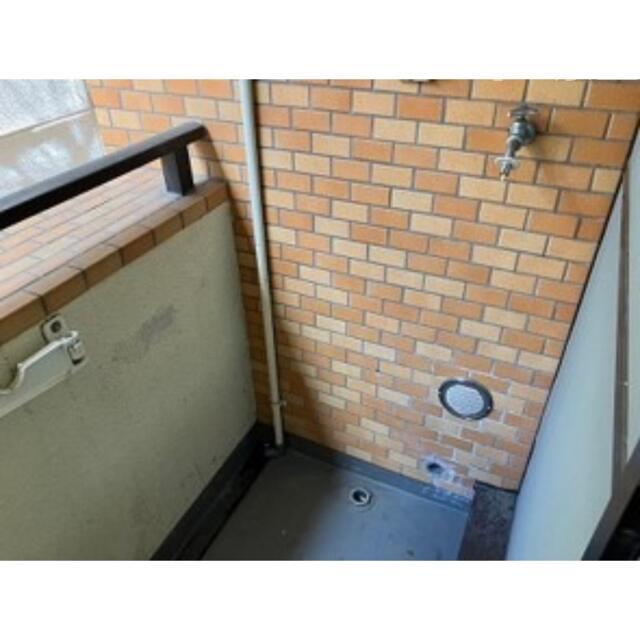 バルコニー　開放的で明るい空間を演出してくれるバルコニーです