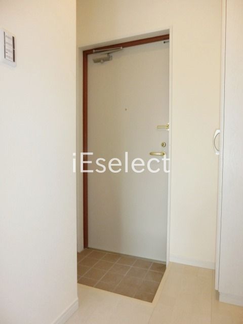 玄関　玄関はこちらです