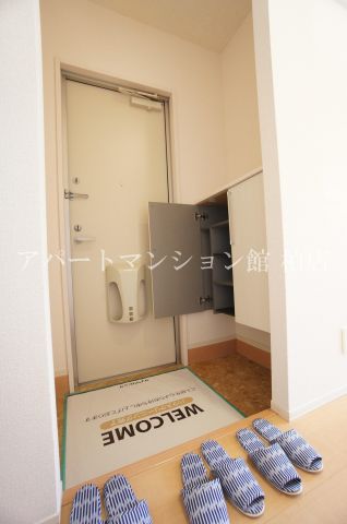 玄関　※別号室参考写真です ※現況優先