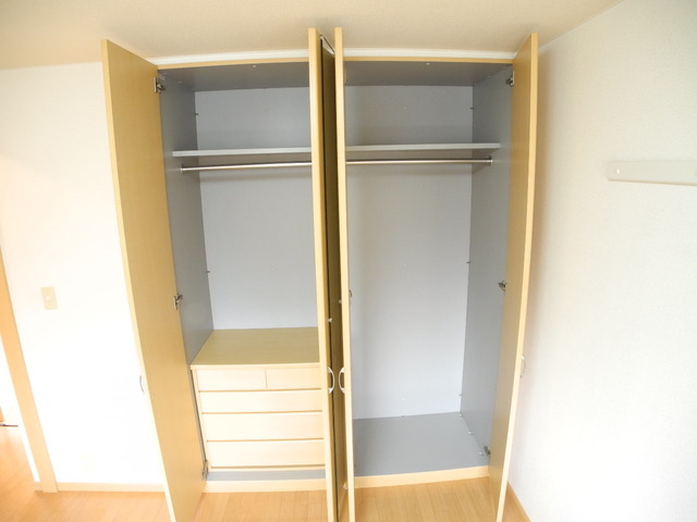 収納　※室内画像は別号室のもの