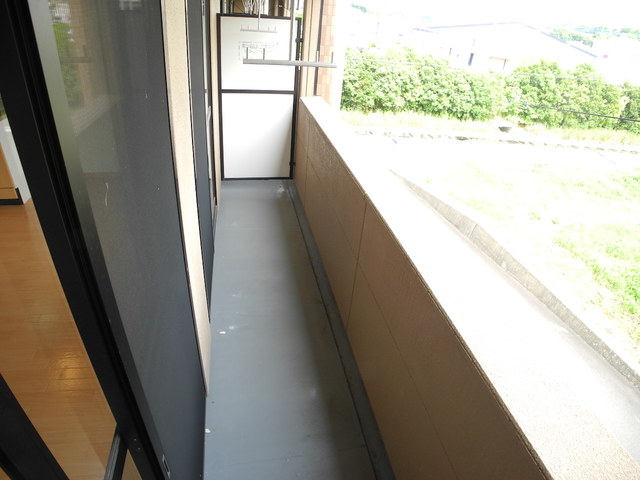 バルコニー　※室内画像は別号室のもの