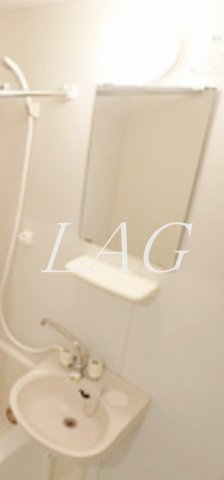 洗面設備　洗面台です。