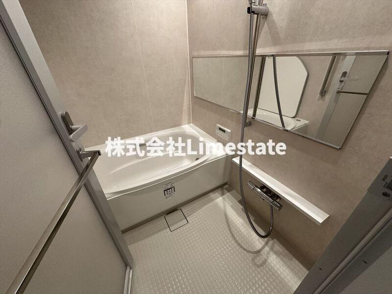 バス・シャワールーム　別部屋参考写真