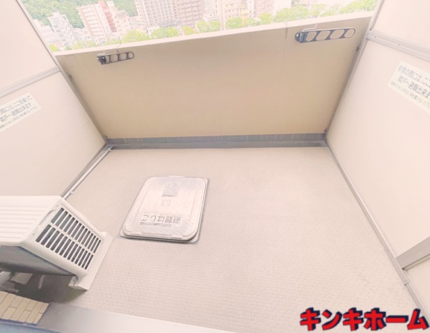 バルコニー　写真は1001号室のものです。