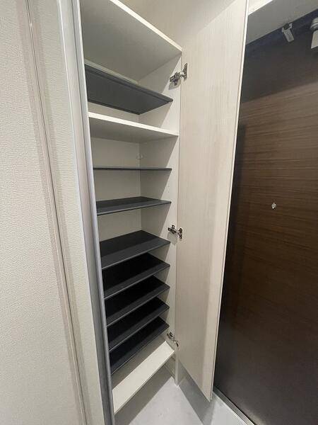 その他　シューズボックス有り