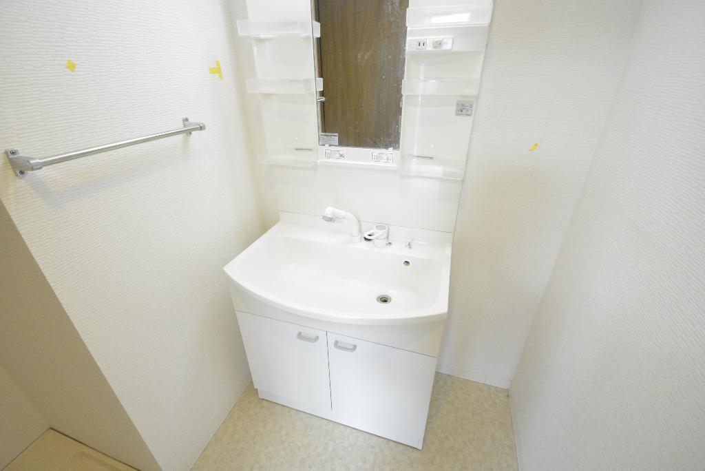 洗面設備　洗髪洗面化粧台