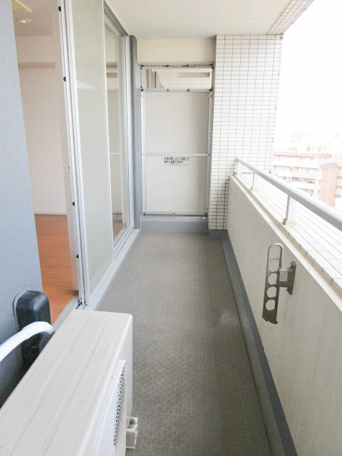 バルコニー　※写真は同タイプの別号室です