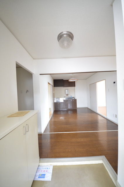 玄関　★玄関周りも窮屈になりません★