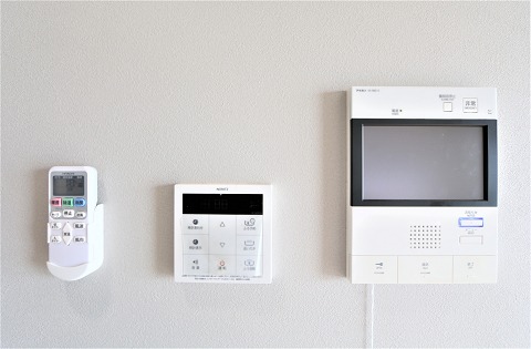 セキュリティ　モニタ付きで来客時も安心