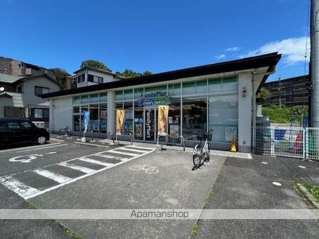 コンビニ　ファミリーマート大津瀬田四丁目店（コンビニ）まで338m