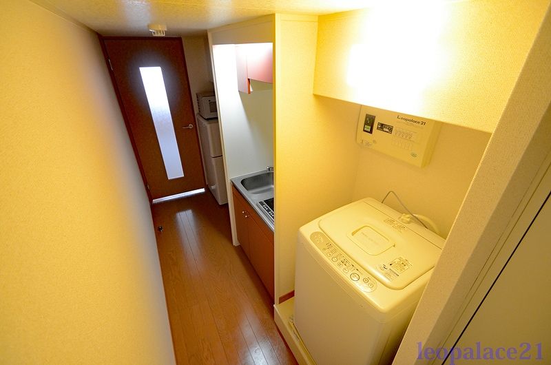 玄関　同タイプモデル写真です