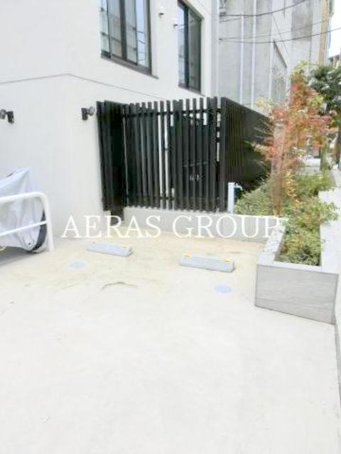 駐車場　駐車場