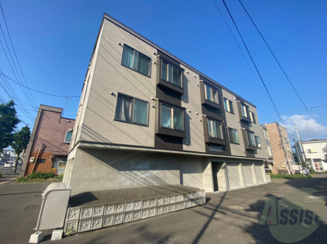 建物外観　札幌市北区北２６条西「モンテＮ２６」
