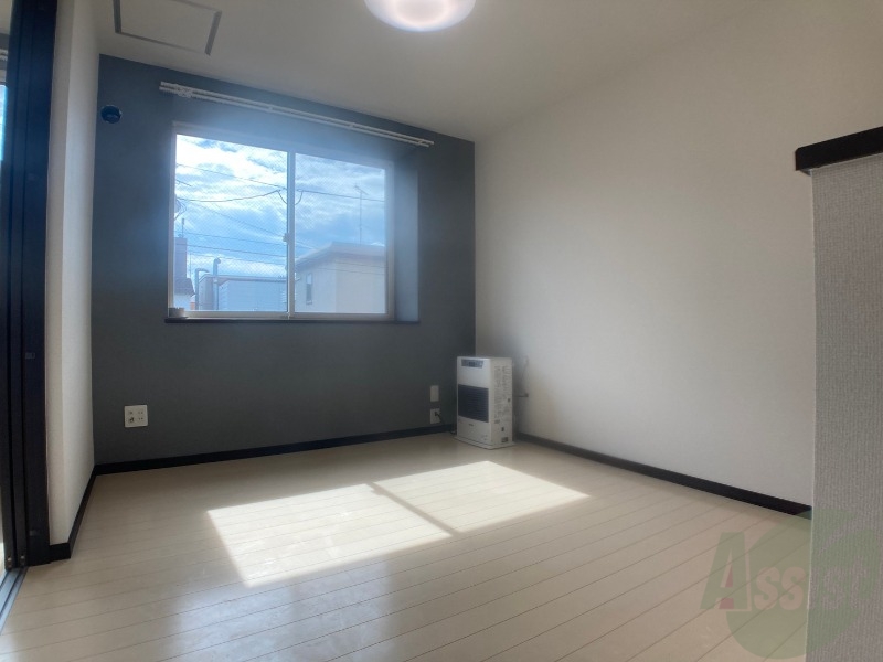 居室・リビング　広くてキレイなお部屋が広がっていて、充実した生活が送れそう。