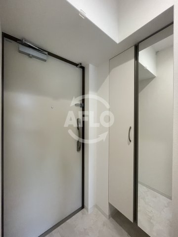 玄関　アーバンパーク新大阪　玄関