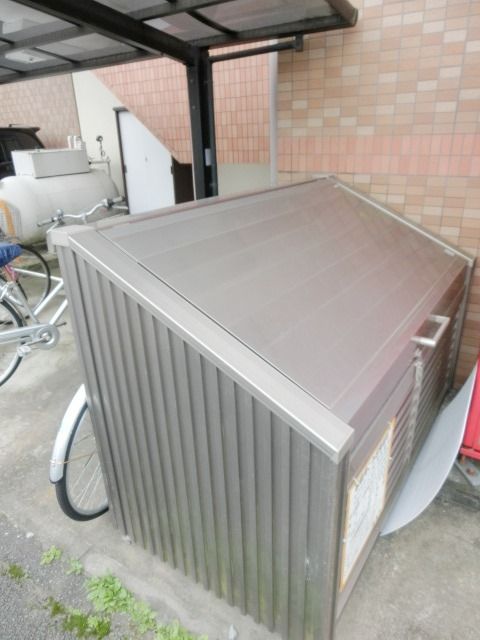 その他　敷地内のごみ置き場