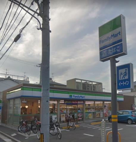 コンビニ　ファミリーマート（コンビニ）まで73m