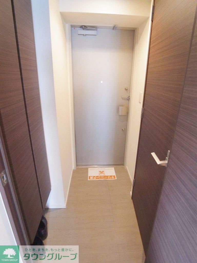 玄関　お部屋探しは株式会社　タウンハウジング　までお気軽にお問合…