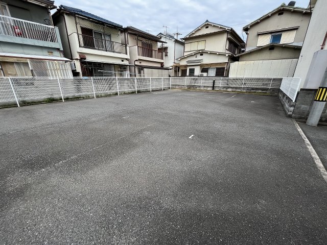 駐車場　給湯器リモコン