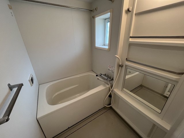 バス・シャワールーム　風呂（追焚機能付）