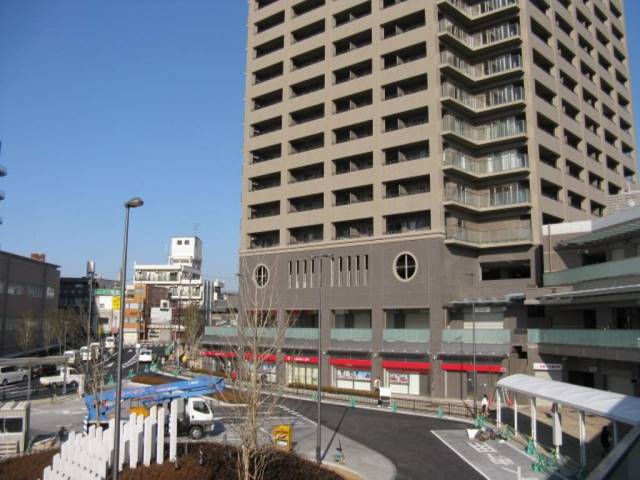 銀行　（株）三菱ＵＦＪ銀行／香里支店（銀行）まで513m