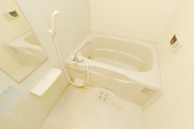 バス・シャワールーム　別部屋の参考写真になります