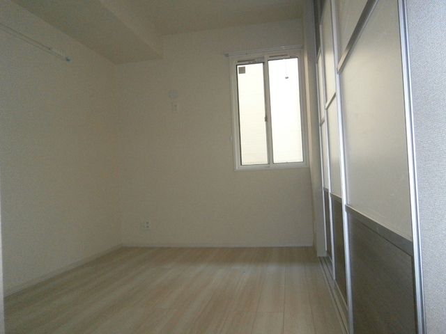 その他部屋・スペース　洋室５帖